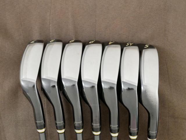 Iron set : Tsuruya : ชุดเหล็ก Tsuruya AXEL Gold Premium V (ออกปี 2023 ของใหม่ 7 หมื่นกว่าบาท หน้าเด้งสุดๆ ไกลสุดๆๆ) มีเหล็ก 7-Pw,Aw,As,Sw (7 ชิ้น ครบเซ็ต) ก้านกราไฟต์ Flex R