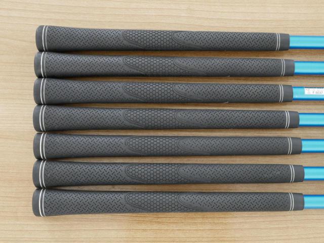 Iron set : Katana : ชุดเหล็กกระเทย Katana LX-770 มีเหล็ก 6-Pw,Aw,Sw (7 ชิ้น เบอร์ 6 ตีระยะเท่าเหล็ก 5 ปกติ) ก้านกราไฟต์ Fujikura Speeder Five Flex R