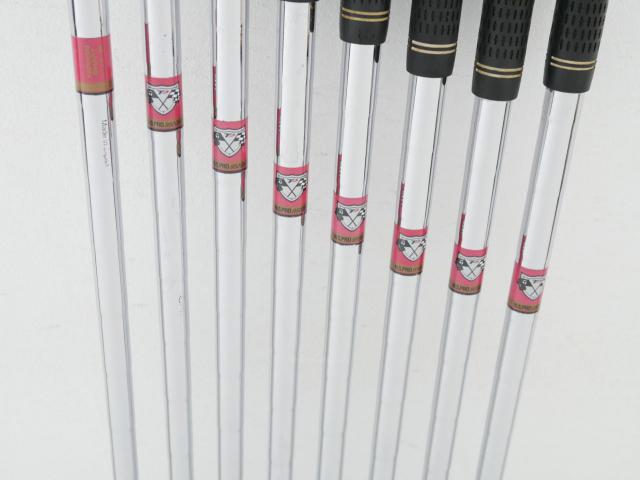 Iron set : Taylormade : ชุดเหล็ก Taylormade R7 TP มีเหล็ก 3-Pw (8 ชิ้น) ก้านเหล็ก NS Pro 950 Flex R