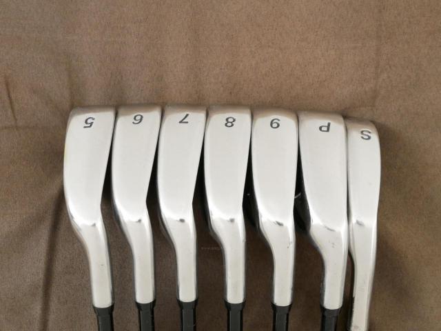 Iron set : PRGR : ชุดเหล็ก PRGR AS302 (ใบใหญ่ ตีง่าย) มีเหล็ก 5-Pw,Sw (7 ชิ้น) ก้านกราไฟต์ Flex R
