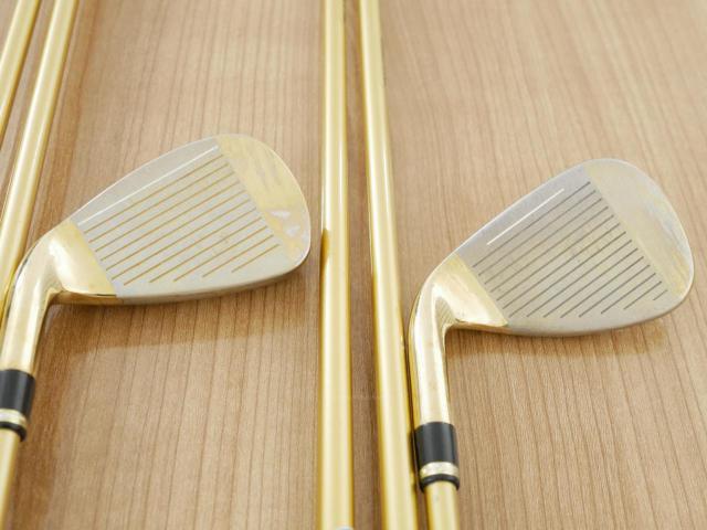 Iron set : Katana : ชุดเหล็ก Katana Voltio IV G Series I Gold (ออกปี 2016) มีเหล็ก 6-Pw,Aw,Sw (ครบเซ็ต 7 ชิ้น เหล็กยาวเป็นกระเทย) ก้านกราไฟต์ Tour AD 400 Flex R