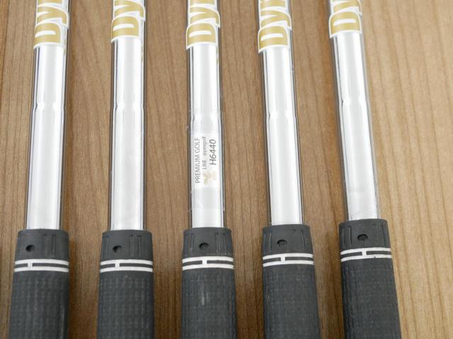 Iron set : Titleist : ชุดเหล็ก Titleist T150 Forged (ออกปี 2023 นุ่ม แน่น คม) มีเหล็ก 5-Pw (6 ชิ้น) ก้านเหล็ก Dynamic Gold 120 S200