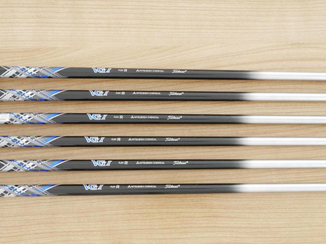 Iron set : Titleist : ชุดเหล็ก Titleist VG3 Type D Forged (รุ่นปี 2019 Japan Spec. ตีง่ายและไกลที่สุดของ Titleist) มีเหล็ก 6-Pw,Aw (6 ชิ้น) ก้านกราไฟต์ Mitsubishi VGI Flex R