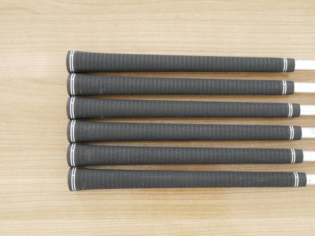 Iron set : Other Brand : ชุดเหล็ก Srixon GIE (ใบใหญ่ ตีง่าย) มีเหล็ก 5-Pw (6 ชิ้น) ก้านกราไฟต์ Miyazaki 61 Flex R