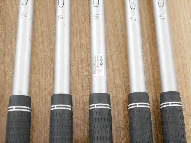 Iron set : Other Brand : ชุดเหล็กกระเทย Cleveland Hi-Bore (ตีง่ายมากๆ) มีเหล็ก 4-Pw (7 ชิ้น) ก้านกราไฟต์ Flex S