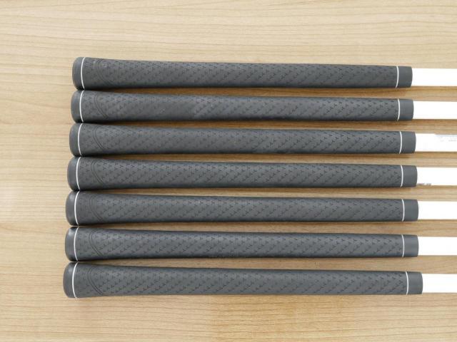 Iron set : Katana : ชุดเหล็ก Katana Sword IZU Max G (ตีง่าย หน้าเด้ง) มีเหล็ก 6-Pw,Aw,Sw (7 ชิ้น) ก้านกราไฟต์ Fujikura Speeder 589 Flex R