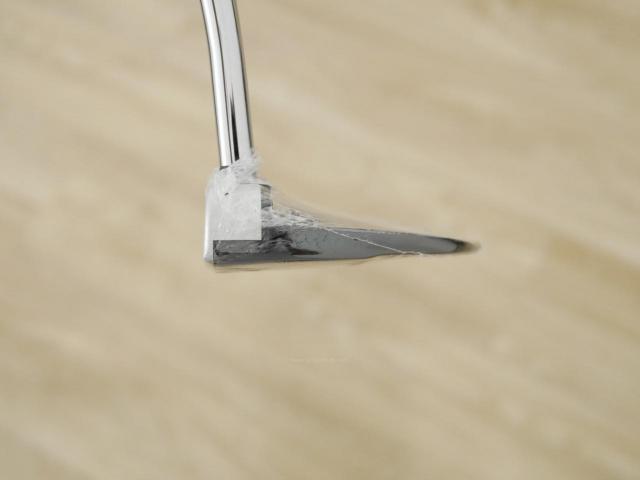 Putter : All : **ของใหม่ ยังไม่แกะพลาสติก**พัตเตอร์ PRGR Silver-Blade HV-03 ยาว 35 นิ้ว