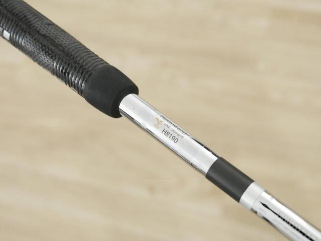 Putter : All : **ของใหม่ ยังไม่แกะพลาสติก**พัตเตอร์ PRGR Silver-Blade HV-03 ยาว 35 นิ้ว