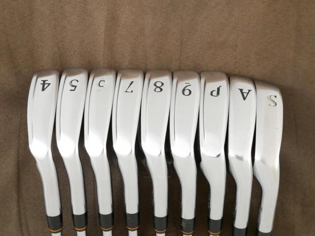Iron set : Maruman : ชุดเหล็ก Maruman Conductor มีเหล็ก 4-Pw,Aw,Sw (9 ชิ้น) ก้านเหล็ก NS Pro 950 Flex R