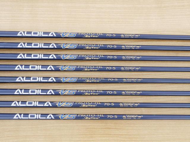 Iron set : Other Brand : ชุดเหล็ก Cobra FP (ใบใหญ่ ตีง่าย) มีเหล็ก 4-Pw,Aw (8 ชิ้น) ก้านกราไฟต์ Flex S