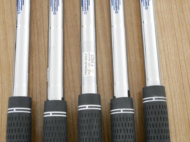 Iron set : Yamaha : ชุดเหล็ก Yamaha Inpres RMX UD+2 (ปี 2017 ตีไกลที่สุด ไกลกว่าเหล็กทั่วไป 2 เบอร์) มีเหล็ก 7-Pw,Aw (5 ชิ้น) ก้านเหล็ก NS Pro RMX 95 Flex S