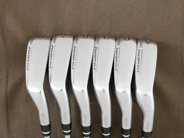 Iron set : Yamaha : ชุดเหล็ก Yamaha Inpres UD+2 (ออกปี 2019 ตีไกลที่สุด ไกลกว่าเหล็กทั่วไป 2 เบอร์ หน้าเด้ง COR 0.822) มีเหล็ก 6-Pw,Aw (6 ชิ้น) ก้านเหล็ก NS Pro Zelos 7 Flex R