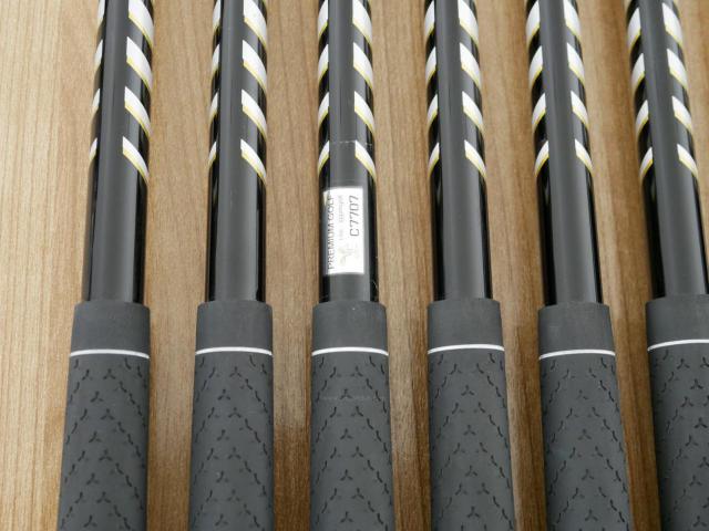 Iron set : Katana : ชุดเหล็ก Katana Sword LX-8 (ใบใหญ่ ตีง่าย) มีเหล็ก 6-Pw,Aw,Sw (7 ชิ้น) ก้านกราไฟต์ FLex SR