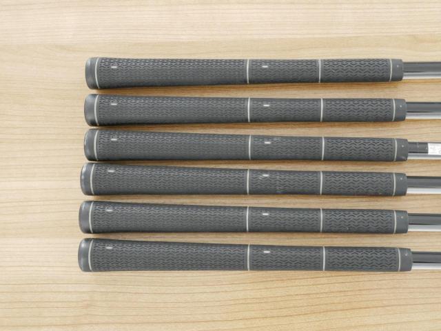 Iron set : PRGR : ชุดเหล็กกระเทย PRGR Egg II (ตีง่ายและไกลมาก)  มีเหล็ก 6-Pw,Aw (6 ชิ้น) ก้านกราไฟต์ Flex R (M-37)