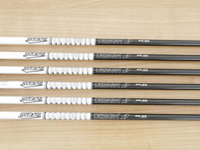 Iron set : Taylormade : ชุดเหล็ก Taylormade Stealth (ออกปี 2022 Japan Spec.) มีเหล็ก 5-Pw (6 ชิ้น) ก้านกราไฟต์ Tour AD AD-95 Flex S