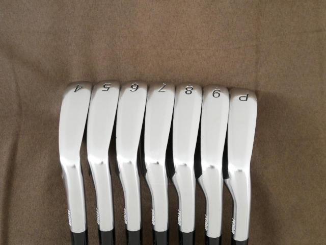 Iron set : PRGR : ชุดเหล็ก PRGR 01 Forged (Titanium Core ปี 2021) มีเหล็ก 4-Pw (7 ชิ้น) ก้านเหล็ก NS Pro Modus 105 Flex S