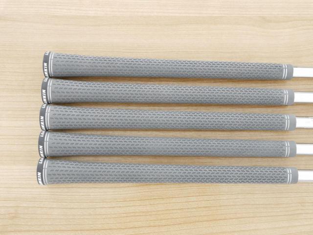 Iron set : Taylormade : ชุดเหล็ก Taylormade Qi MAX Lite (รุ่นล่าสุด ออกปี 2024 Japan Spec.) มีเหล็ก 6-Pw (5 ชิ้น) ก้านเหล็ก NS Pro 790 Flex S