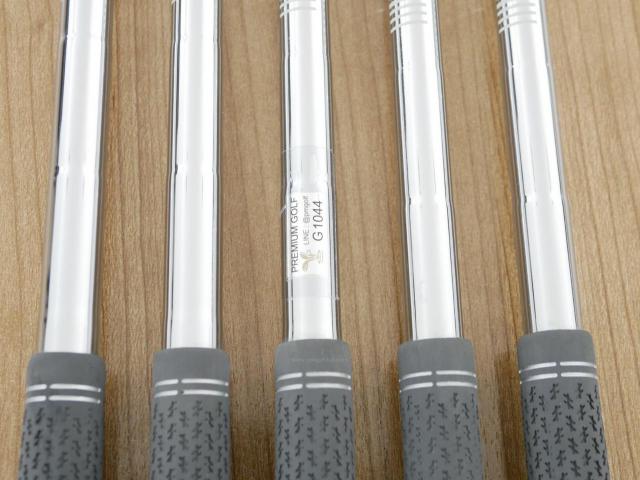 Iron set : Taylormade : ชุดเหล็ก Taylormade Qi MAX Lite (รุ่นล่าสุด ออกปี 2024 Japan Spec.) มีเหล็ก 6-Pw (5 ชิ้น) ก้านเหล็ก NS Pro 790 Flex S