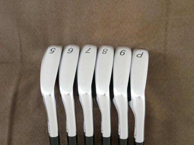 Iron set : PRGR : ชุดเหล็ก PRGR RS Forged (นุ่มมากๆ) มีเหล็ก 5-Pw (6 ชิ้น) ก้านเหล็ก NS Pro 85 Flex SR (M-40)