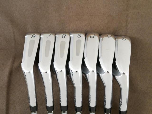 Iron set : PRGR : ชุดเหล็ก PRGR ID Nabla RS Titan Face (ปี 2015 หน้าเด้ง ตีไกล) มีเหล็ก 6-Pw,Aw,Sw (7 ชิ้น) ก้านกราไฟต์ Mitsubishi Rayon M-40 (Flex SR)