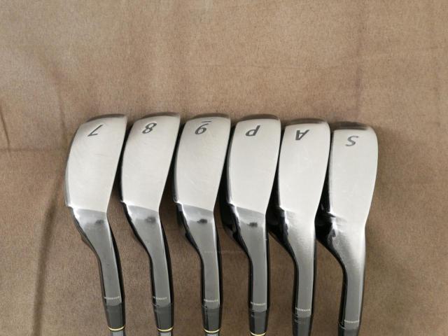 Iron set : Tsuruya : ชุดเหล็ก Tsuruya AXEL Gold Premium III (ออกปี 2019 ของใหม่ 6 หมื่นกว่าบาท หน้าเด้งสุดๆ ไกลสุดๆๆ) มีเหล็ก 7-Pw,Aw,Sw (6 ชิ้น) ก้านกราไฟต์ Flex R