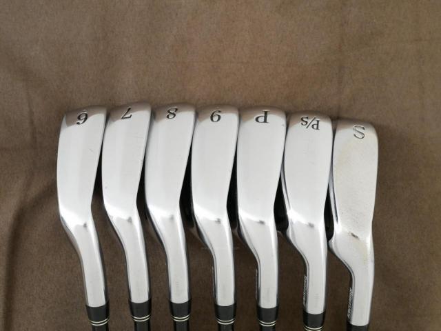 Iron set : Tourstage : ชุดเหล็ก Tourstage PHYZ III (ปี 2017 ซีรี่ย์ท๊อป ใบใหญ่ ตีง่าย ไกล) มีเหล็ก 6-Pw,Aw,Sw (7 ชิ้น) ก้านกราไฟต์ Flex R