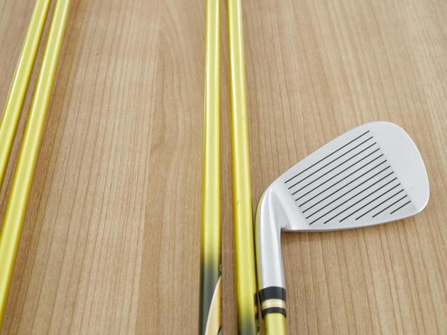 Iron set : Honma : **ก้าน 3 ดาว** ชุดเหล็ก Honma Beres IS-03 (หน้าเด้ง Forged) มีเหล็ก 6-10 (5 ชิ้น) ก้าน ARMRQ 8 (49) Flex R (3 ดาว)