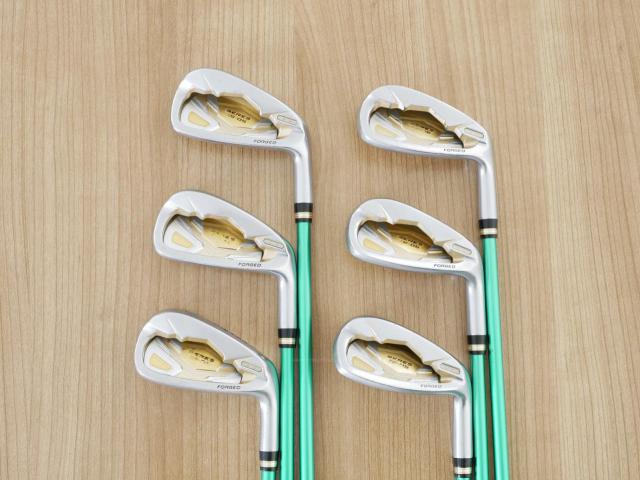 Iron set : Honma : ชุดเหล็ก Honma Beres IS-05 Forged (ปี 2017) มีเหล็ก 6-11 (6 ชิ้น ระยะเทียบเท่า 5-Pw ของรุ่นอื่นๆ) ก้าน ARMRQ ∞ (44) Flex R (2 ดาว)