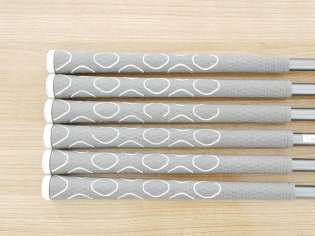 Iron set : Fourteen : ชุดเหล็ก Fourteen PC-3 (ปี 2022 ตีง่าย หน้าเด้ง) มีเหล็ก 5-Pw (6 ชิ้น) ก้านกราไฟต์ Fujikura MCI Black 60 Flex R