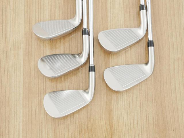 Iron set : PRGR : ชุดเหล็ก PRGR Red Titan Face (รุ่นปี 2018 หน้าเด้ง ตีไกลมาก) มีเหล็ก 6-Pw (5 ชิ้น) ก้านเหล็ก NS Pro 075 Flex R (M37)