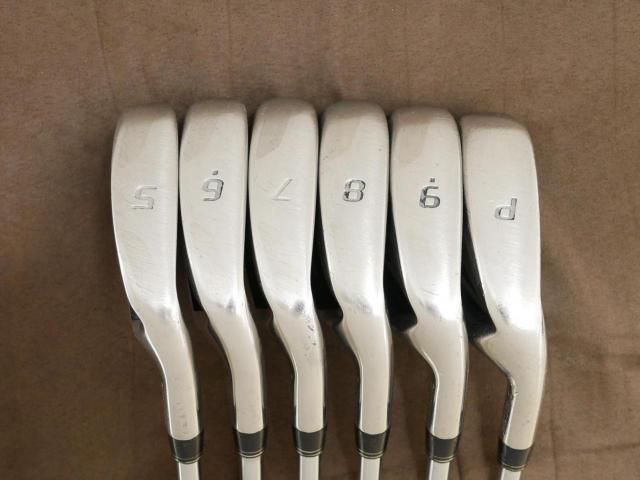 Iron set : Tourstage : ชุดเหล็ก Tourstage VIQ มีเหล็ก 5-Pw (6 ชิ้น) ก้านเหล็ก GS85 S200