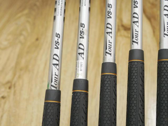 Iron set : Katana : ชุดเหล็กกระเทย Katana Voltio III G Series Hi (ตีง่าย ไกลมาก) มีเหล็ก 7-Pw,Aw,Sw (6 ชิ้น ระยะเทียบเท่า เหล็ก 6-Pw,Sw) ก้าน Tour AD VS-5 Flex R