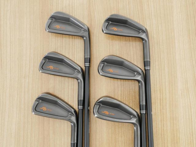 Iron set : Miura : ชุดเหล็ก Miura CB-302 Black Forged (ออกปี 2023 นุ่มมากๆๆ) มีเหล็ก 5-Pw (6 ชิ้น) ก้านกราไฟต์ Mitsubishi VANQUISH 5 Flex R