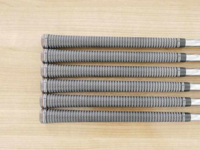 Iron set : Bridgestone : ชุดเหล็ก Bridgestone 222CB+ Forged (ออกปี 2022 นุ่ม แน่น) มีเหล็ก 5-Pw (6 ชิ้น) ก้านกราไฟต์ Fujikura MCI B70 Flex S