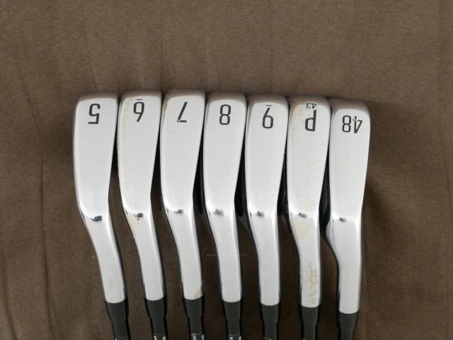 Iron set : Titleist : **มีตำหนิ** ชุดเหล็ก Titleist T300 (ปี 2022) มีเหล็ก 5-Pw,48 (7 ชิ้น) ก้านกราไฟต์ Mitsubishi TENSEI AM2 Flex R