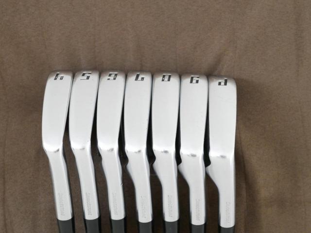 Iron set : Tourstage : ชุดเหล็ก Tourstage X-Blade 701 Forged มีเหล็ก 4-Pw (7 ชิ้น) ก้านเหล็ก Dynamic Gold S200