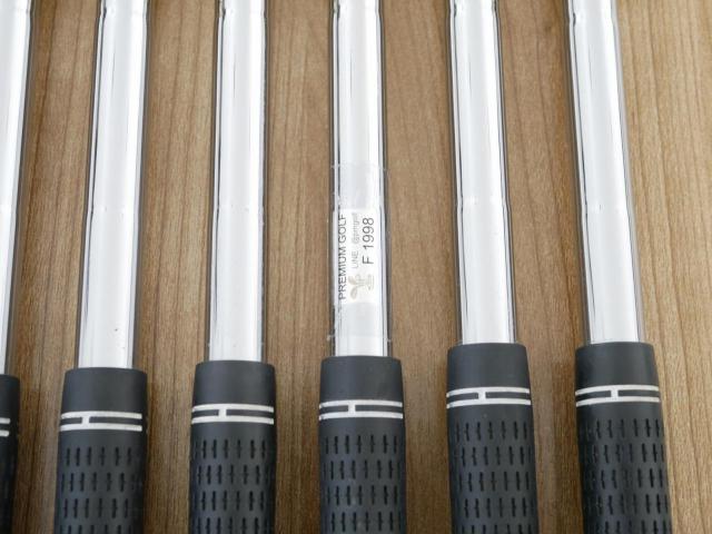Iron set : Tourstage : ชุดเหล็ก Tourstage X-Blade 701 Forged มีเหล็ก 4-Pw (7 ชิ้น) ก้านเหล็ก Dynamic Gold S200