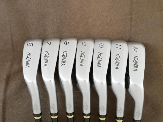 Iron set : Honma : ชุดเหล็ก Honma Beres IS-02 (หน้าเด้ง Forged) มีเหล็ก 6-11,Aw (7 ชิ้น เทียบเท่า 5-Pw,Aw) ก้าน ARMRQ 6 (54) Flex R (2 ดาว)