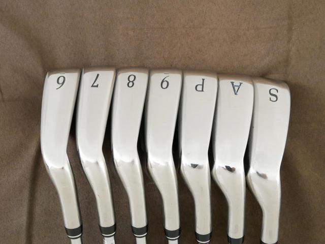 Iron set : XXIO : ชุดเหล็ก XXIO 13 (รุ่นปี 2025 ตีง่าย ไกลมาก) มีเหล็ก 6-Pw,Aw,Sw (7 ชิ้น) ก้านเหล็ก NS Pro 850 DST Flex R