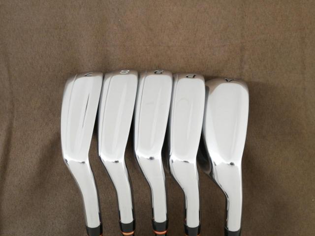 Iron set : Maruman : ชุดเหล็ก Maruman Shuttle (ออกปี 2022 ตีง่าย ไกลสุดๆๆๆๆ) มีเหล็ก 7-Pw,Aw (5 ชิ้น) ก้านกราไฟต์ Flex R