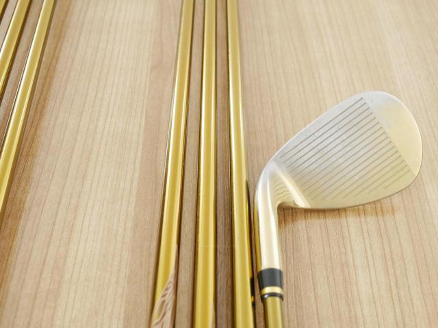 Iron set : Tsuruya : ชุดเหล็ก Tsuruya AXEL Gold Premium II (รุ่นปี 2017 ของใหม่ 6 หมื่นกว่าบาท หน้าเด้งสุดๆ ไกลสุดๆๆ) มีเหล็ก 7-Pw,Aw,As,Sw (7 ชิ้น ครบเซ็ต) ก้านกราไฟต์ Flex R