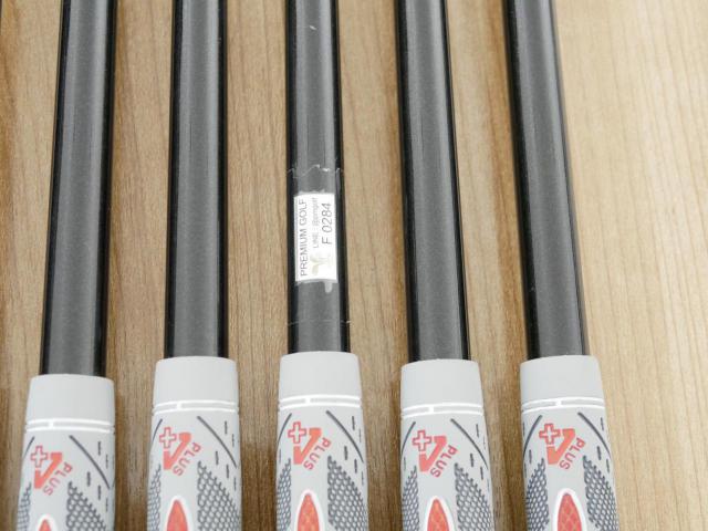 Iron set : Titleist : ชุดเหล็ก Titleist T200 Forged (ออกปี 2023 Japan Spec) มีเหล็ก 5-Pw (6 ชิ้น) ก้านกราไฟต์ Graphite Design RAUNE i90 Flex S