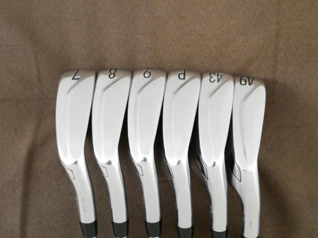 Iron set : Titleist : ชุดเหล็ก Titleist T400 (ออกปี 2023 ตีง่ายที่สุด ไกลที่สุด) มีเหล็ก 7-Pw,43,49 (6 ชิ้น) ก้านเหล็ก NS Pro 880 AMC Flex S