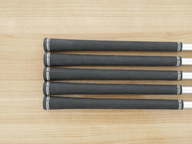 Lady club : All : ชุดเหล็ก Cobra Darkspeed (ปี 2024) มีเหล็ก 7-Pw,Sw (5 ชิ้น) ก้านกราไฟต์ Fujikura Speeder NX Flex L