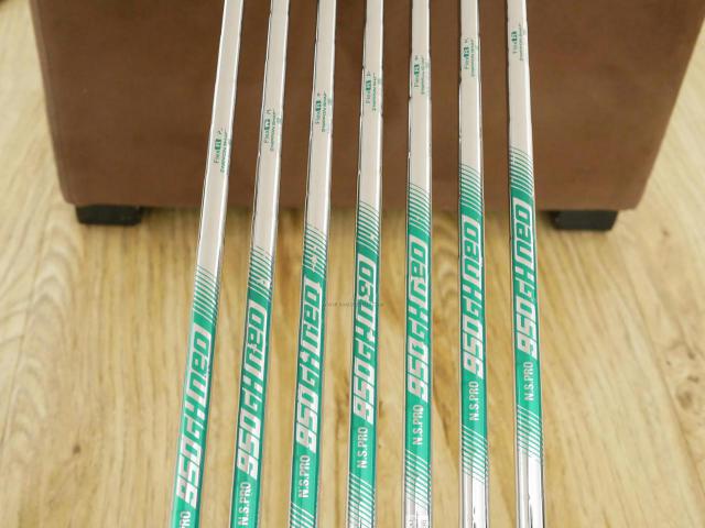 Iron set : Callaway : ชุดเหล็ก Callaway Mavrik Pro (ออกปี 2020) มีเหล็ก 4-Pw (7 ชิ้น) ก้านเหล็ก NS Pro 950 NEO Flex R