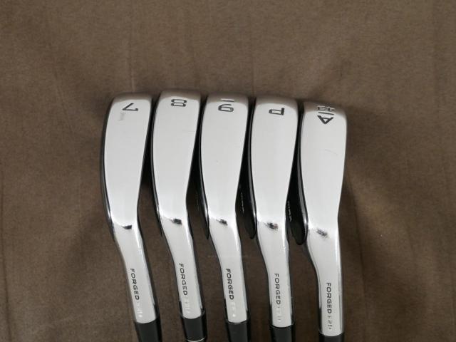 Iron set : Callaway : ชุดเหล็ก Callaway EPIC Max Fast (รุ่นแพงสุด ไกลสุดของ Callaway ปี 2021) มีเหล็ก 7-Pw,Aw (5 ชิ้น) ก้านกราไฟต์ Fujikura Speeder Evolution Flex R