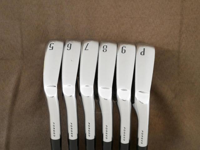 Iron set : Other Brand : ชุดเหล็ก Srixon ZX7 MK II Forged (ออกปี 2023) มีเหล็ก 5-Pw (6 ชิ้น) ก้านเหล็ก NS Pro Modus 105 DST Flex S