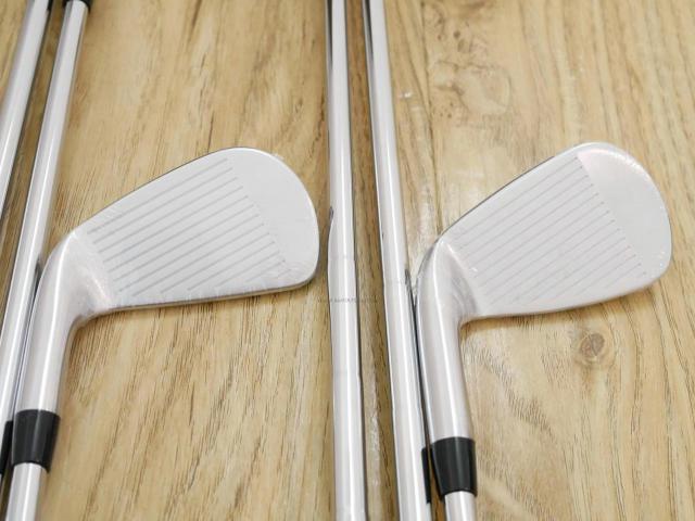 Iron set : Titleist : **ของใหม่ ยังไม่แกะพลาสติก** ชุดเหล็ก Titleist T100 Forged (รุ่นล่าสุด ออกปี 2023 นุ่ม แน่น คม) มีเหล็ก 5-Pw (6 ชิ้น) ก้านเหล็ก Dynamic Gold S200
