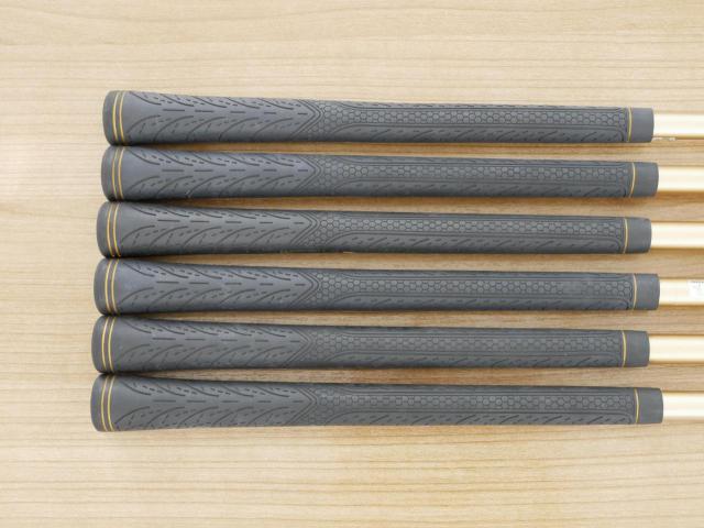 Iron set : Katana : ชุดเหล็ก Katana Voltio Model J Gold (ปี 2018 หน้าเด้ง ตีง่าย ไกล) มีเหล็ก 5-Pw (6 ชิ้น) ก้านกราไฟต์ Fujikura Speeder 550 Flex SR