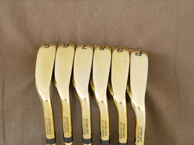 Iron set : Katana : ชุดเหล็ก Katana Voltio Model J Gold (ปี 2018 หน้าเด้ง ตีง่าย ไกล) มีเหล็ก 5-Pw (6 ชิ้น) ก้านกราไฟต์ Fujikura Speeder 550 Flex SR